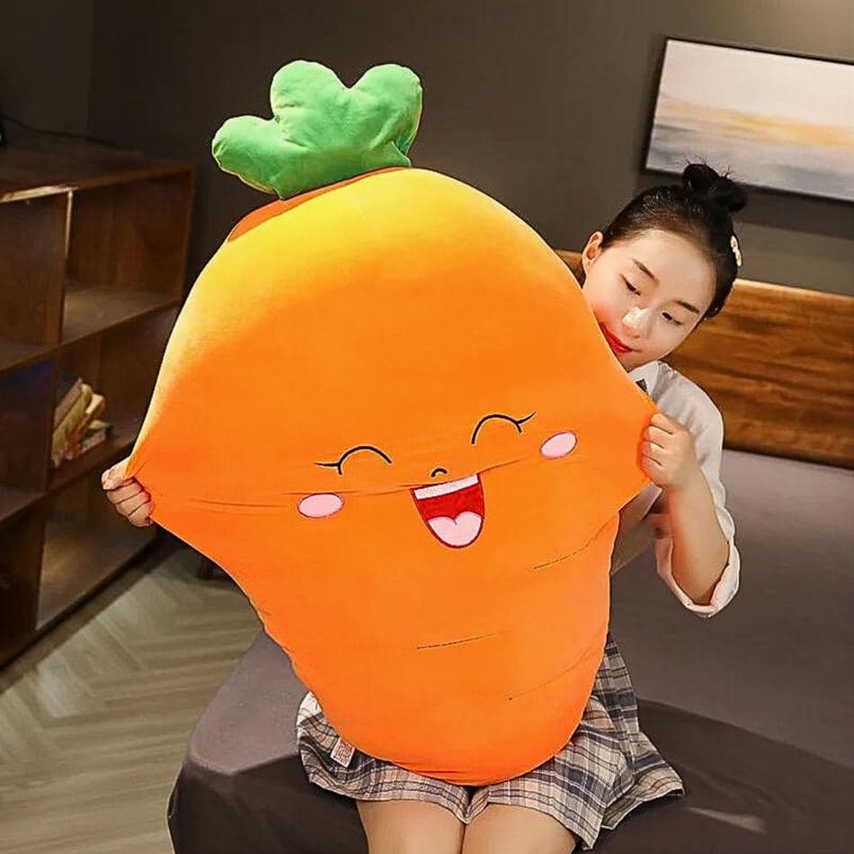 Smiling Carrot Plushie thumbnail 3