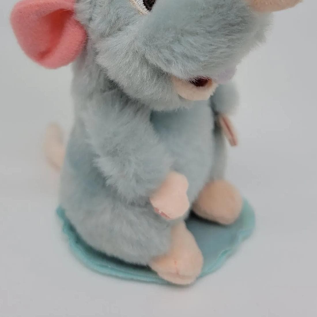 Remy Ratatouille Plush Magnet thumbnail 7